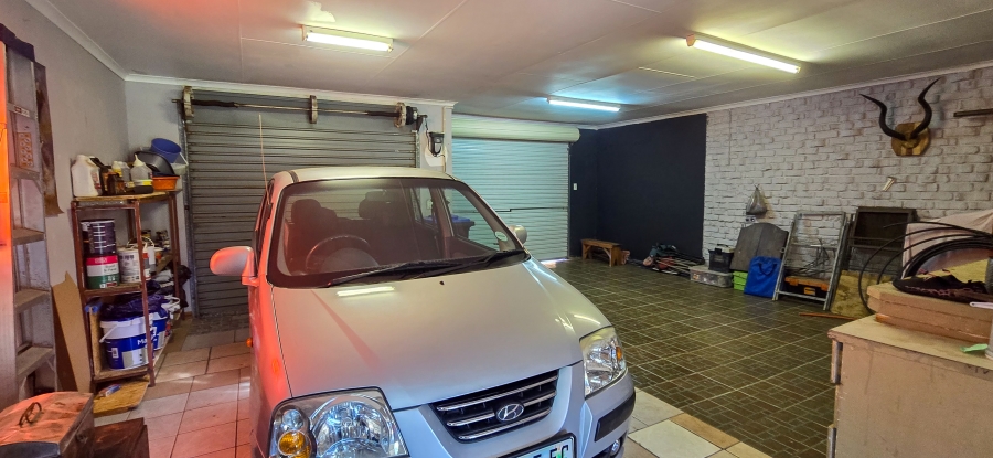 3 Bedroom Property for Sale in Wavecrest Eastern Cape